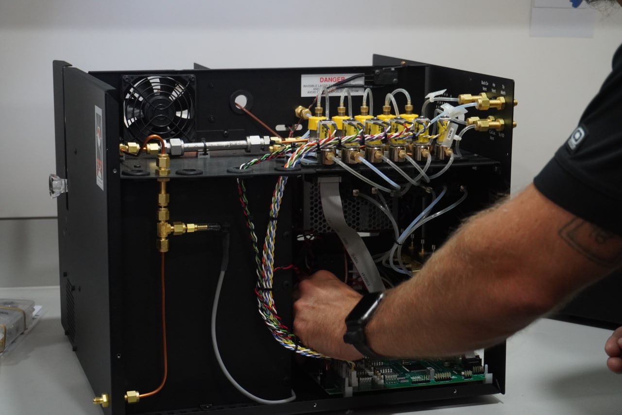 OC-EC Aerosol Analyzer