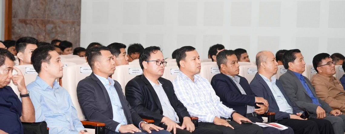 វគ្គបណ្តុះបណ្តាលស្តីពីការប្រើប្រាស់ឧបករណ៍វាស់វែងទំនើបដោយផ្កាយរណប GNSS Receiver